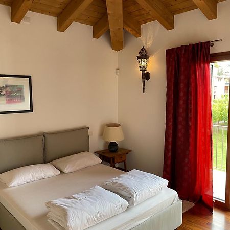 Apartment Claudia Múggia Buitenkant foto